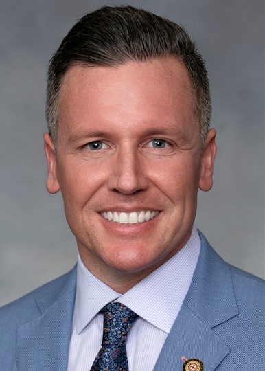 Headshot of Sen. Michael Garrett