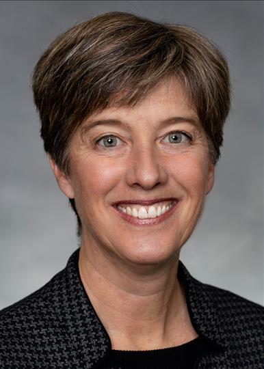 Headshot of Sen. Julie Mayfield
